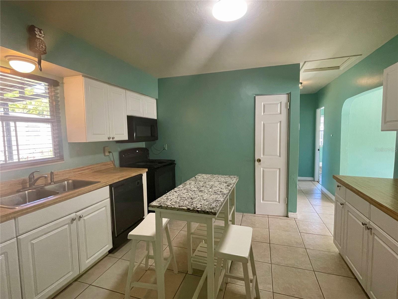 Image 10 of 35 For 2043 Cordes Street