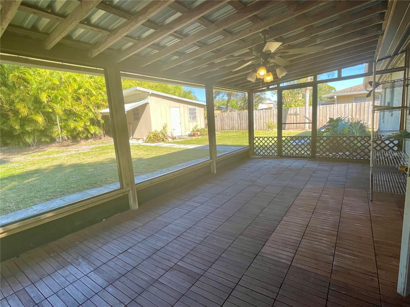 Image 28 of 35 For 2043 Cordes Street