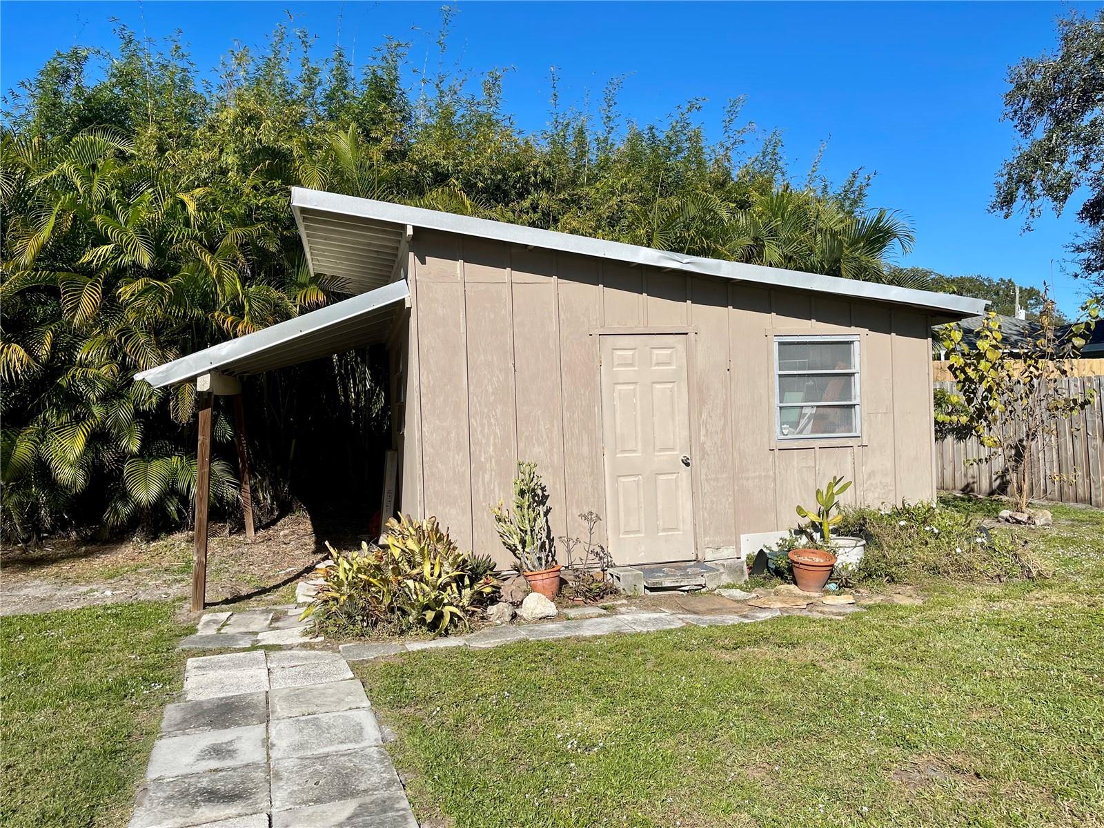 Image 31 of 35 For 2043 Cordes Street