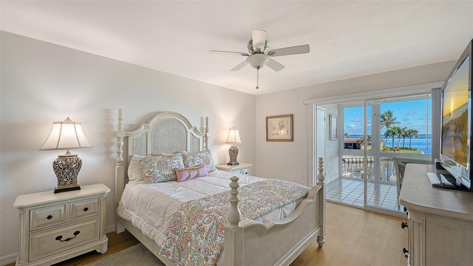 Image 26 of 76 For 4960 Gulf Of Mexico Drive 204