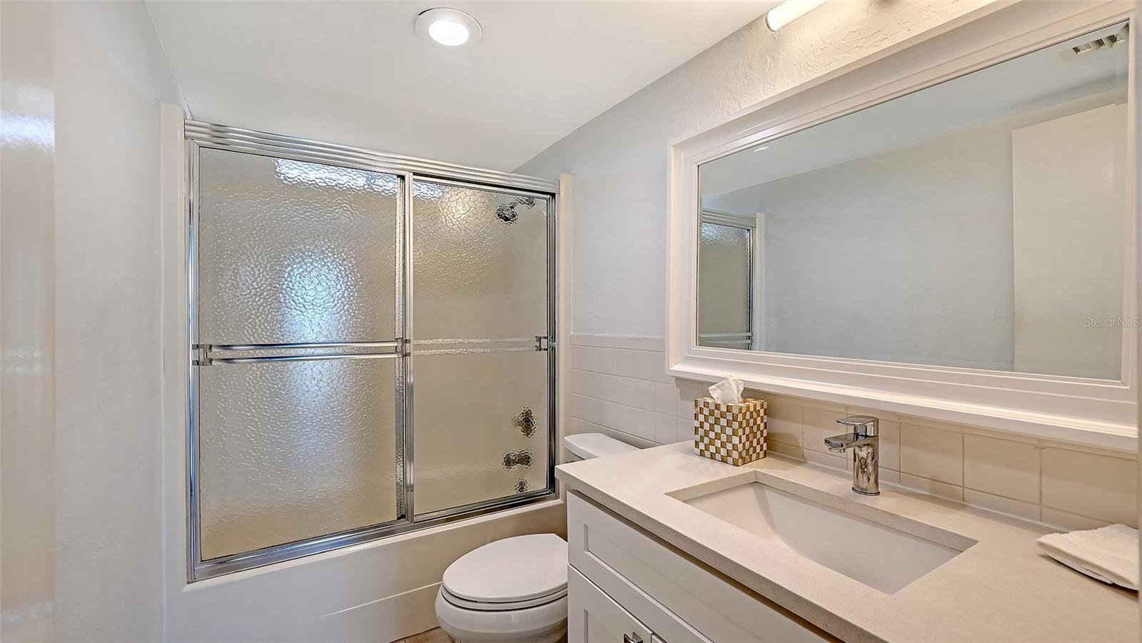 Image 34 of 76 For 4960 Gulf Of Mexico Drive 204