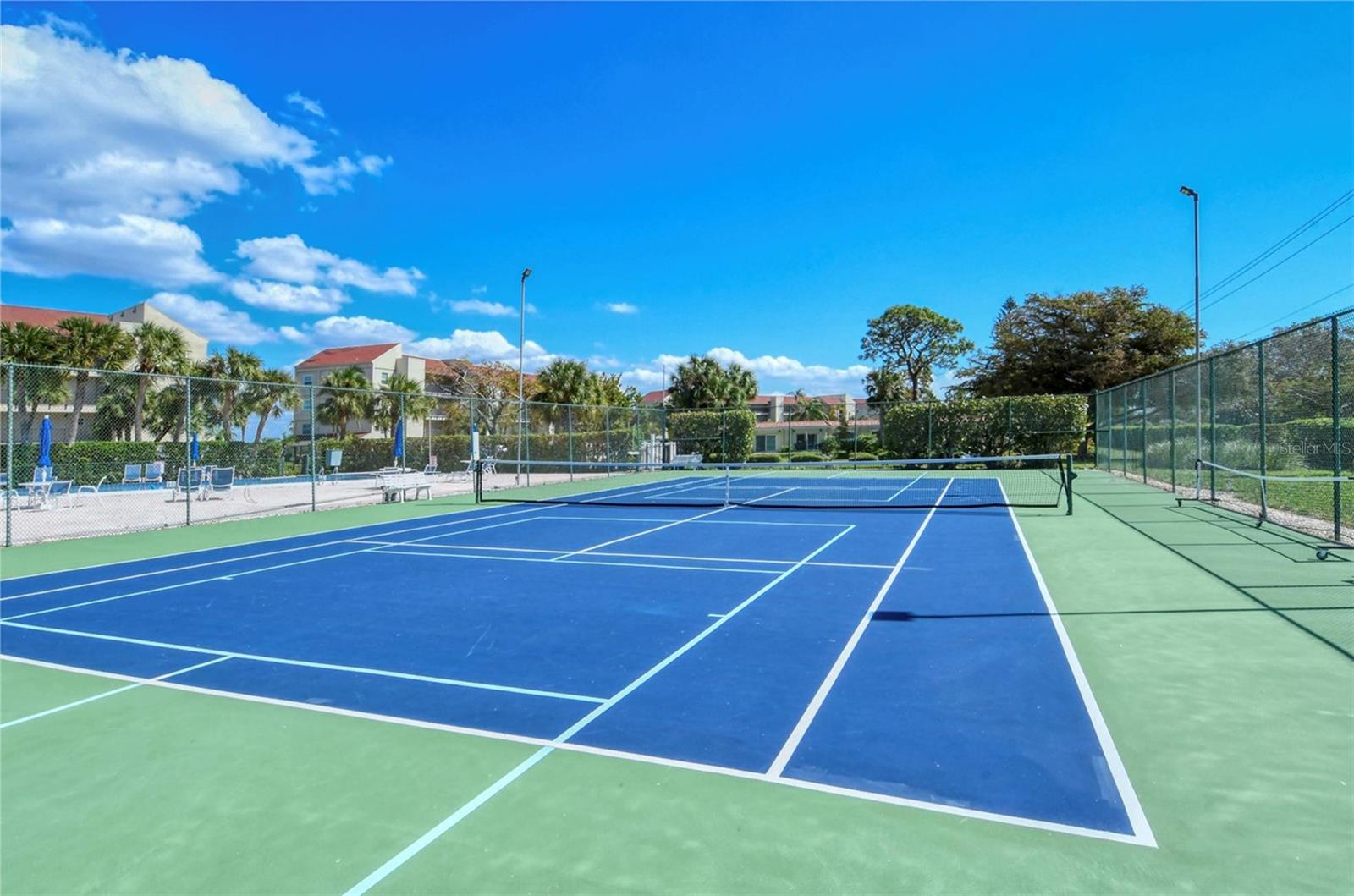 Image 43 of 76 For 4960 Gulf Of Mexico Drive 204