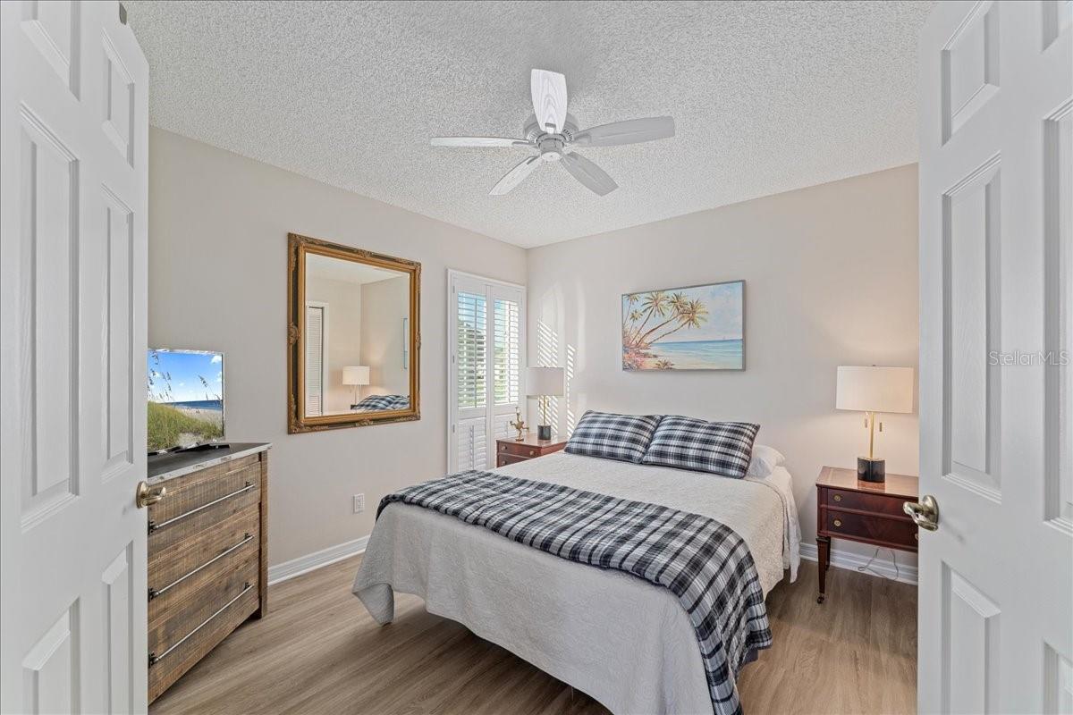 Image 12 of 67 For 5904 Doral Drive 5904