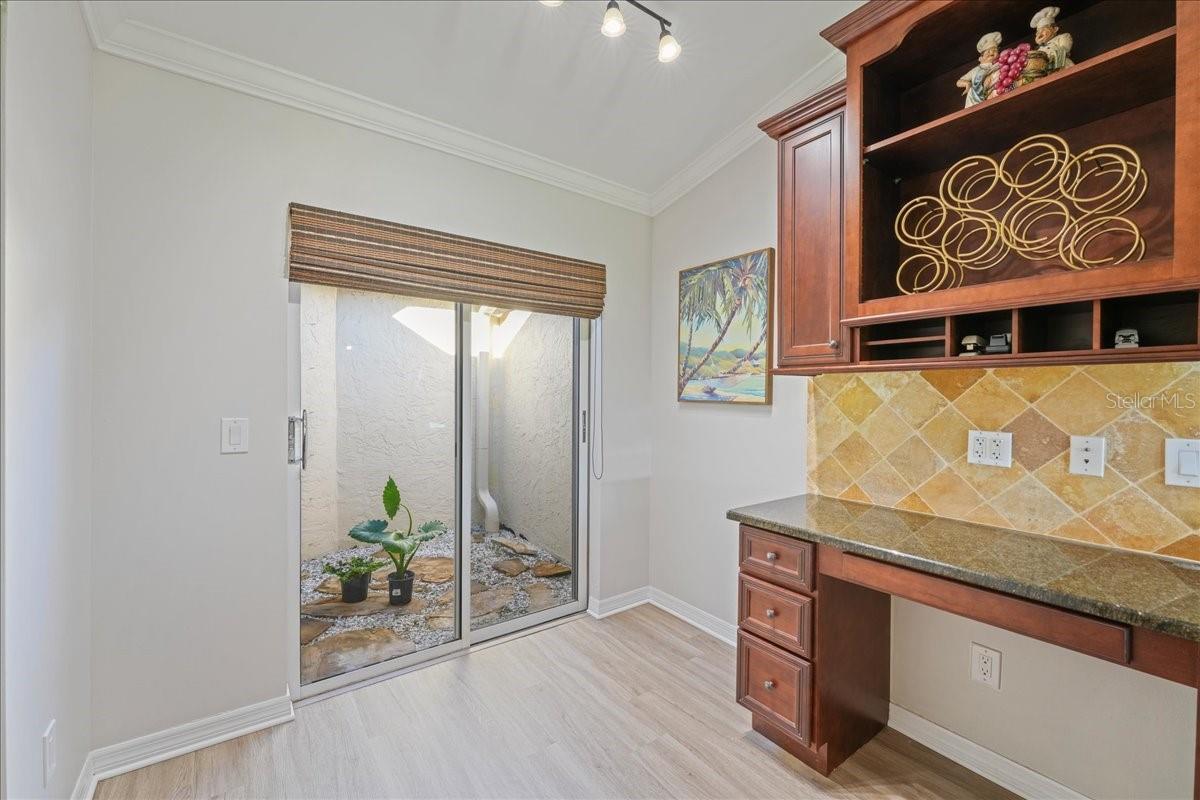 Image 25 of 67 For 5904 Doral Drive 5904