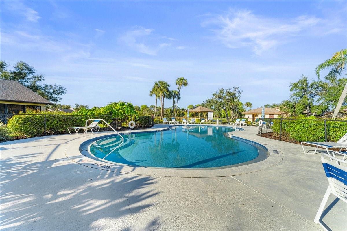 Image 38 of 67 For 5904 Doral Drive 5904