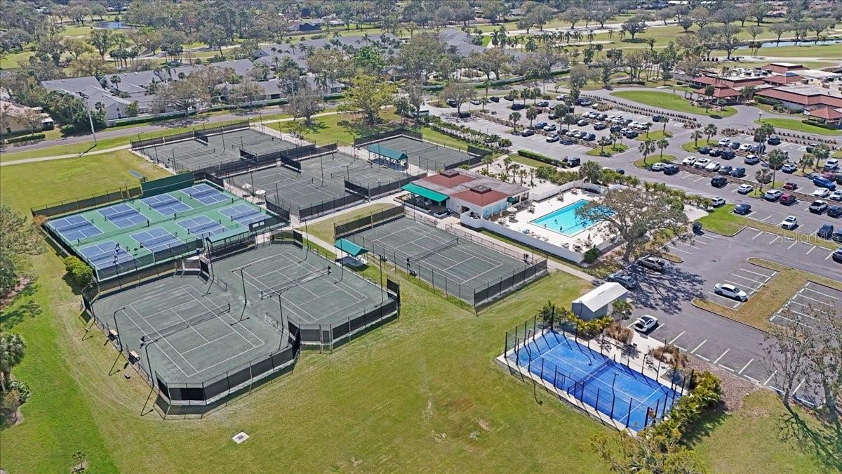 Image 57 of 67 For 5904 Doral Drive 5904