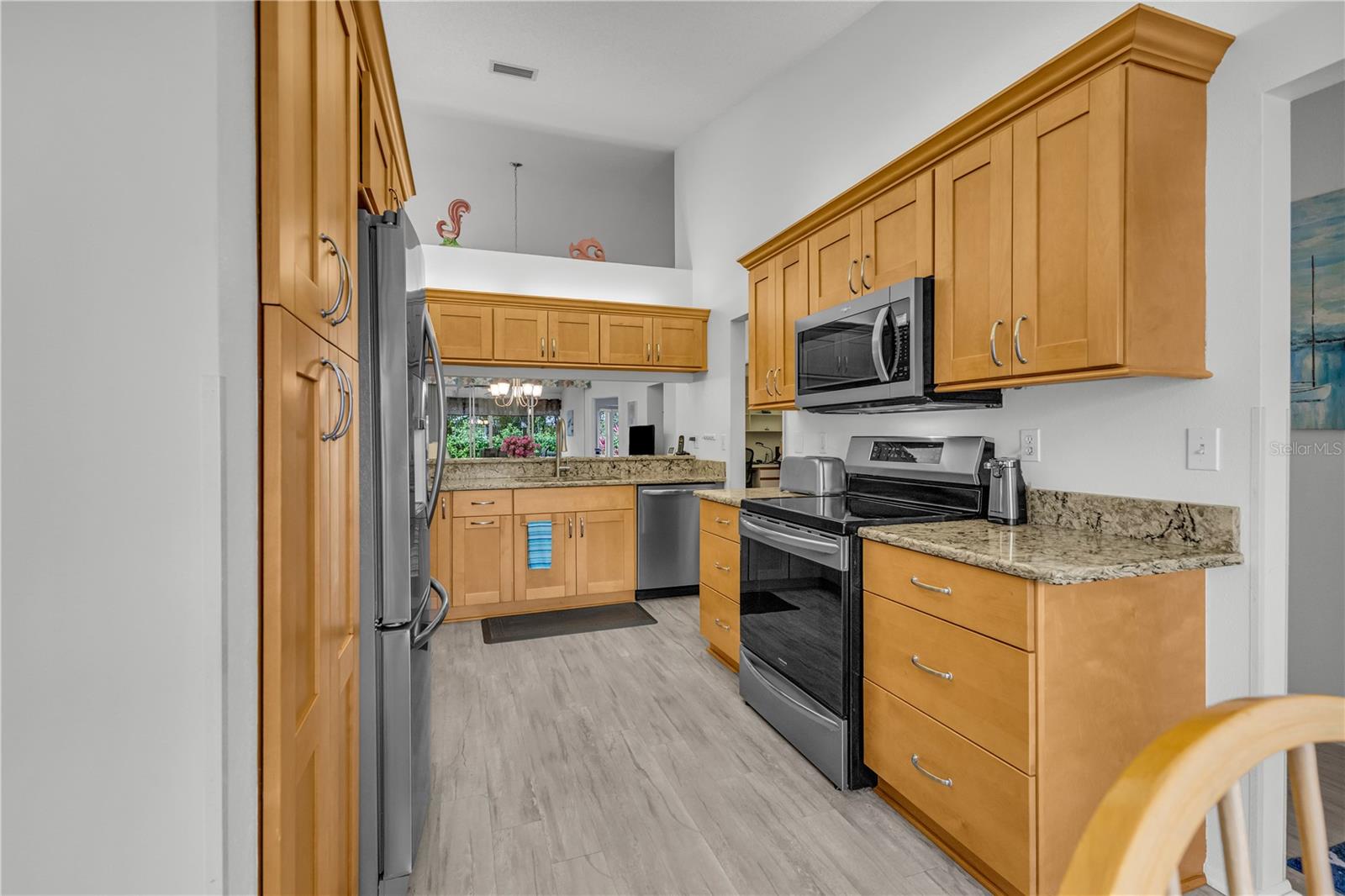 Image 10 of 72 For 4332 Marseilles Avenue 3236