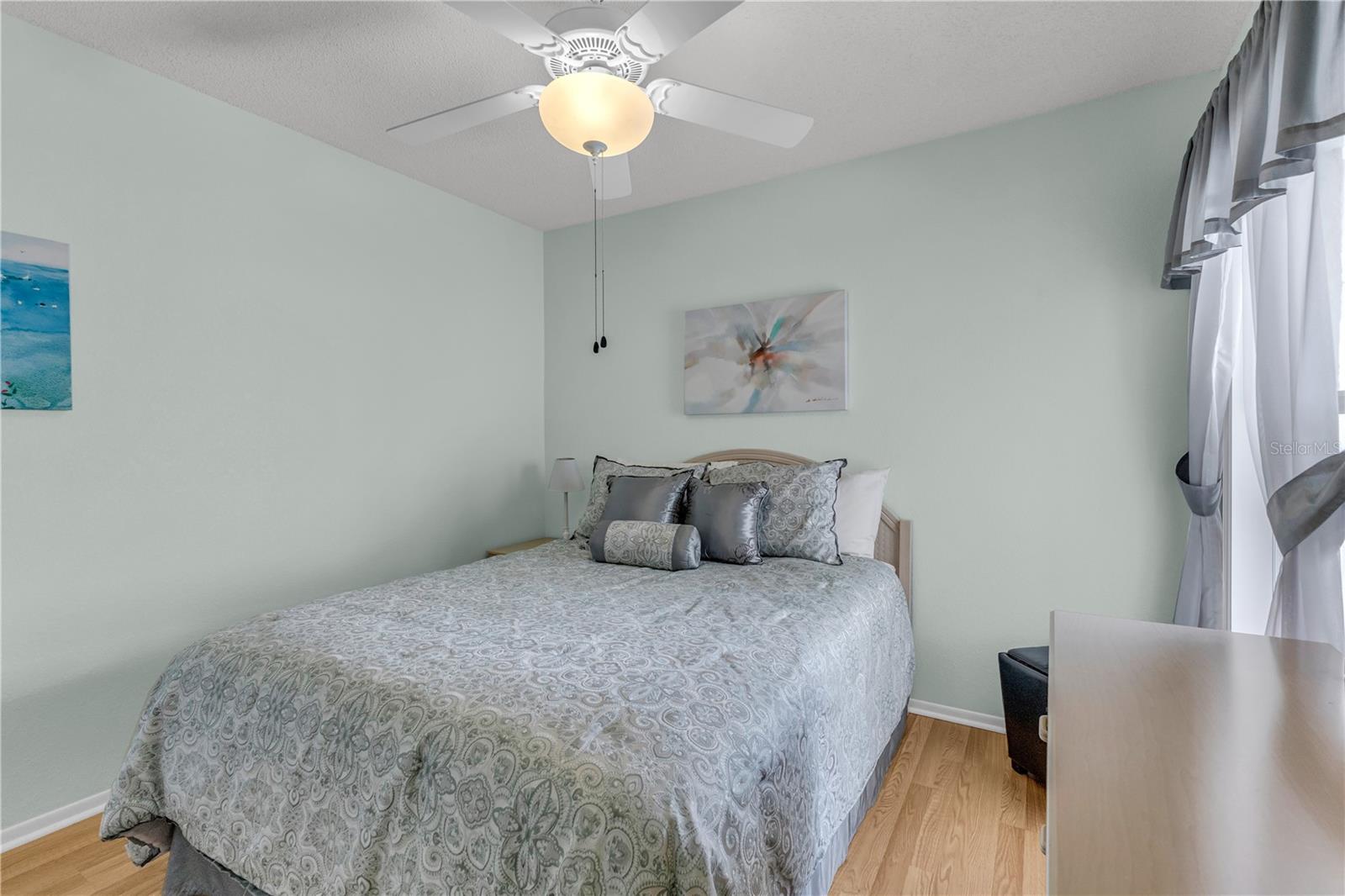 Image 18 of 72 For 4332 Marseilles Avenue 3236