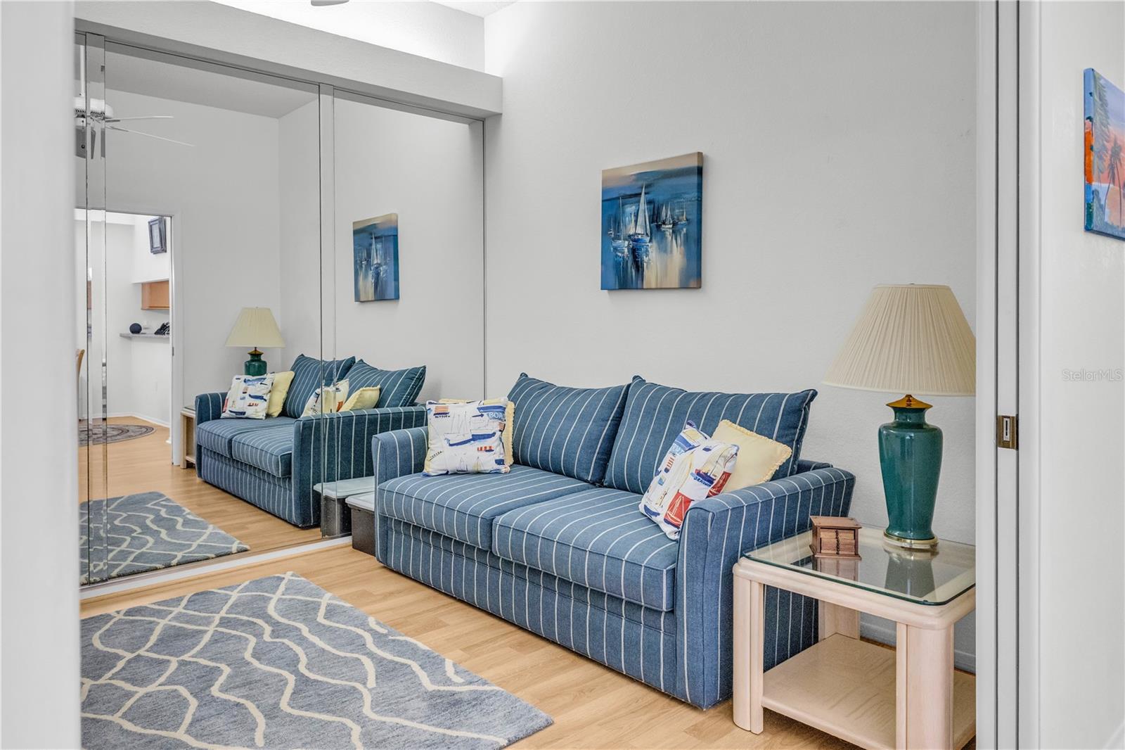 Image 26 of 72 For 4332 Marseilles Avenue 3236