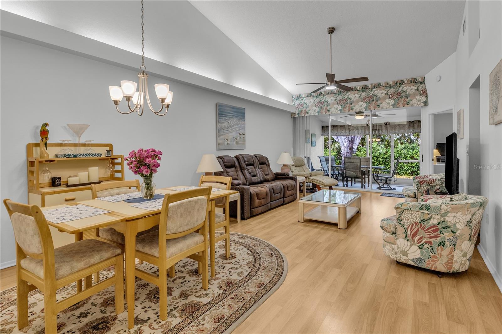 Image 30 of 72 For 4332 Marseilles Avenue 3236