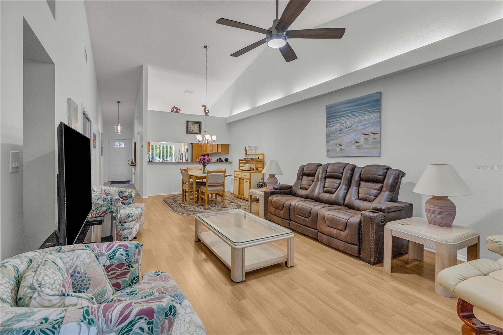 Image 34 of 72 For 4332 Marseilles Avenue 3236