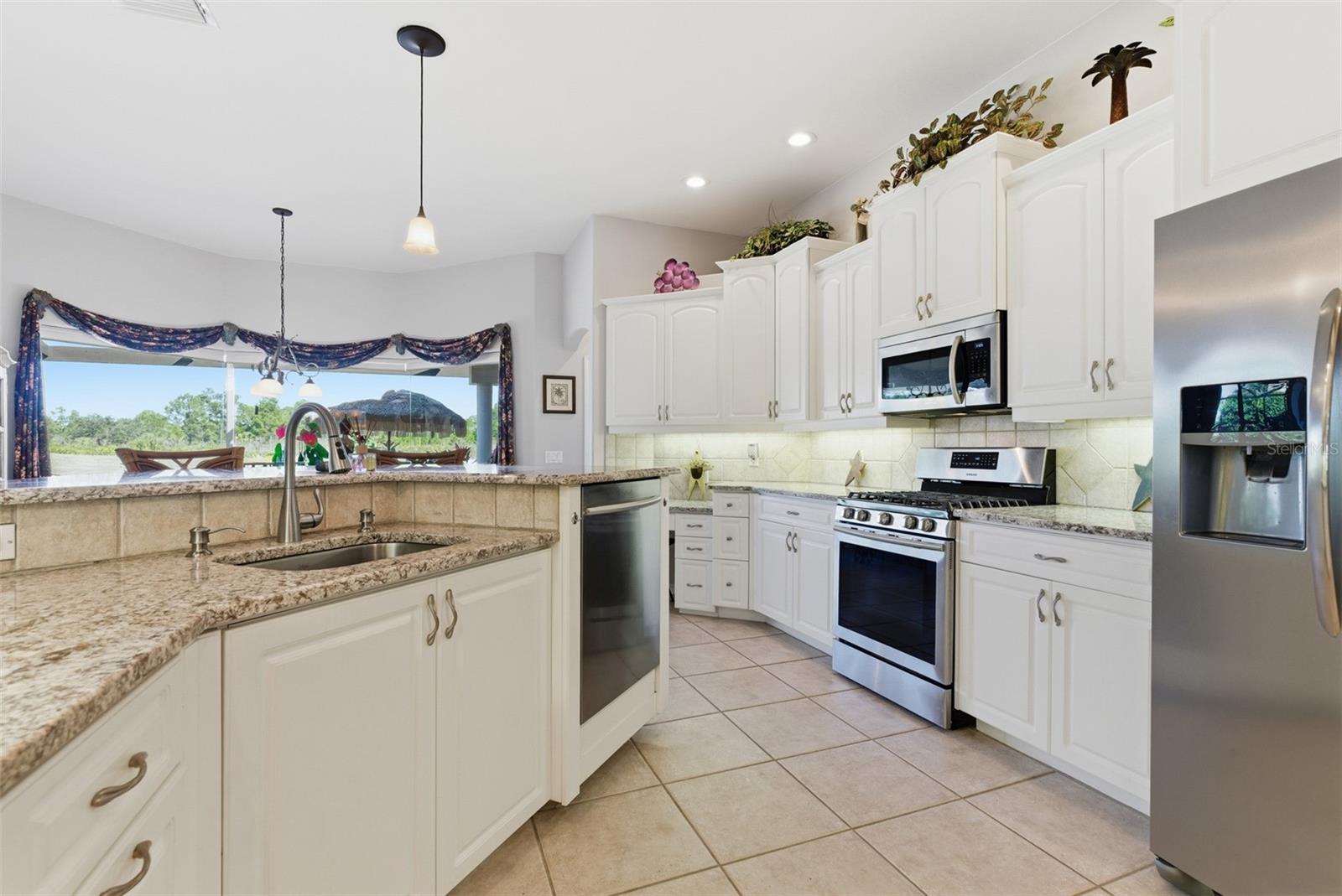 Image 14 of 60 For 2163 Silver Palm Road