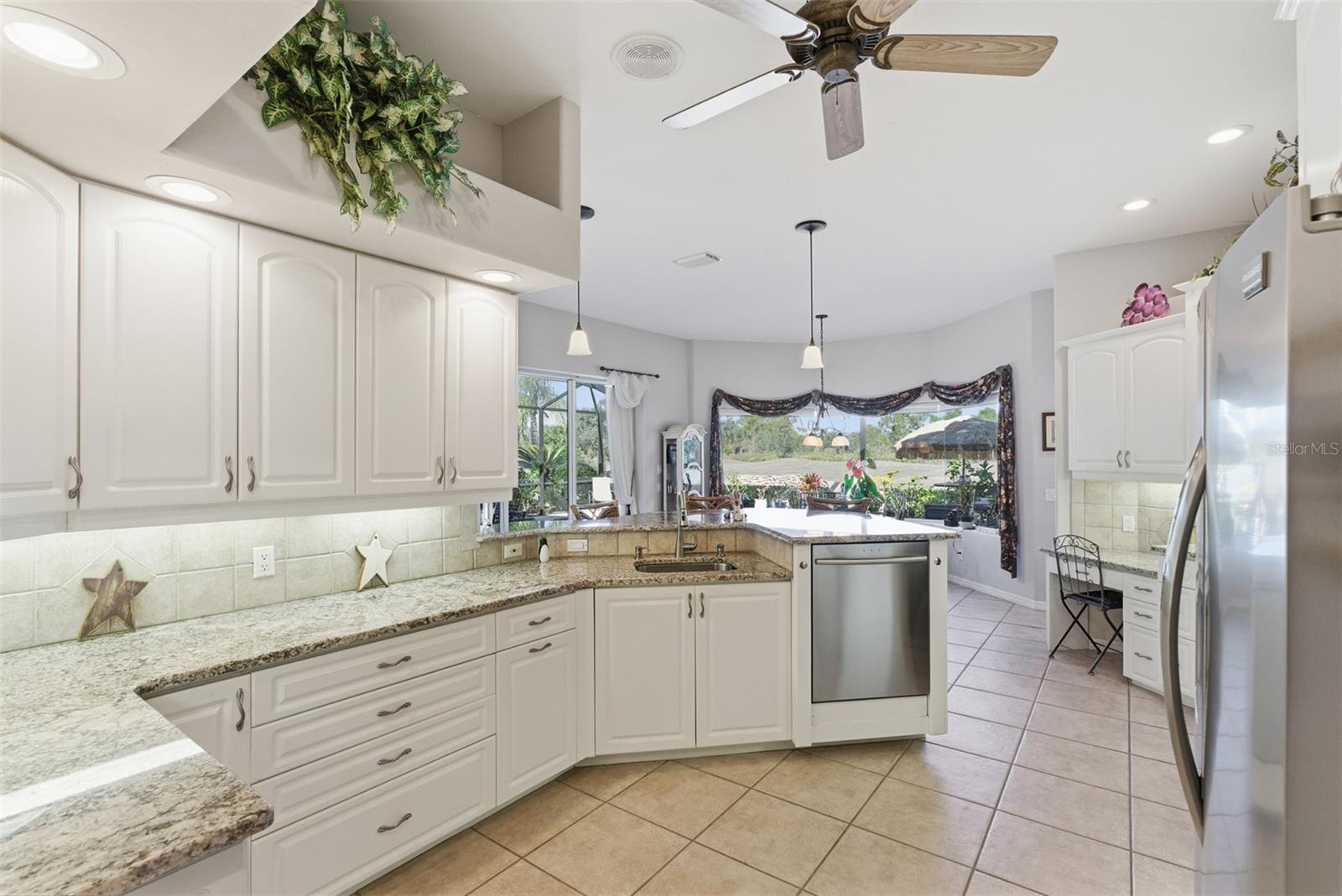 Image 15 of 60 For 2163 Silver Palm Road