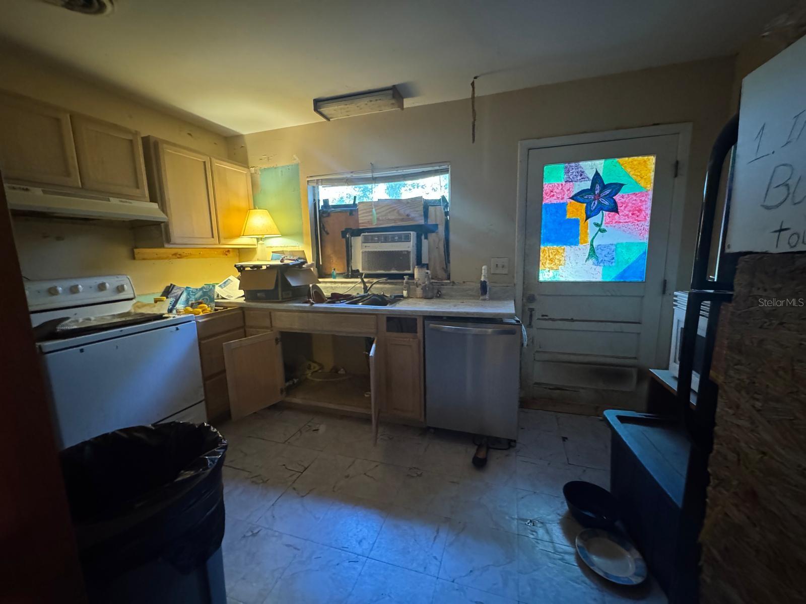 Image 10 of 18 For 570 21st Terrace