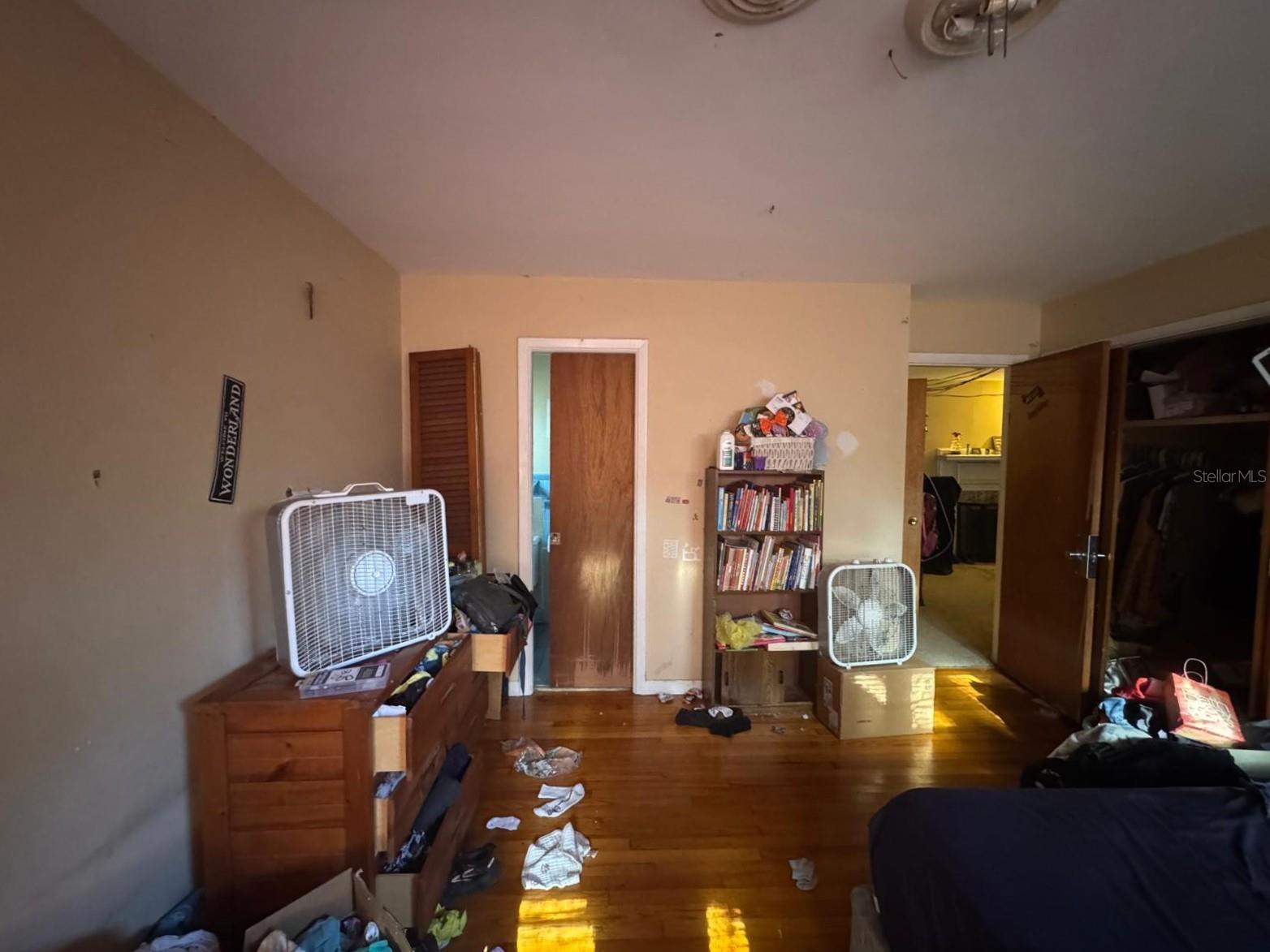 Image 12 of 18 For 570 21st Terrace