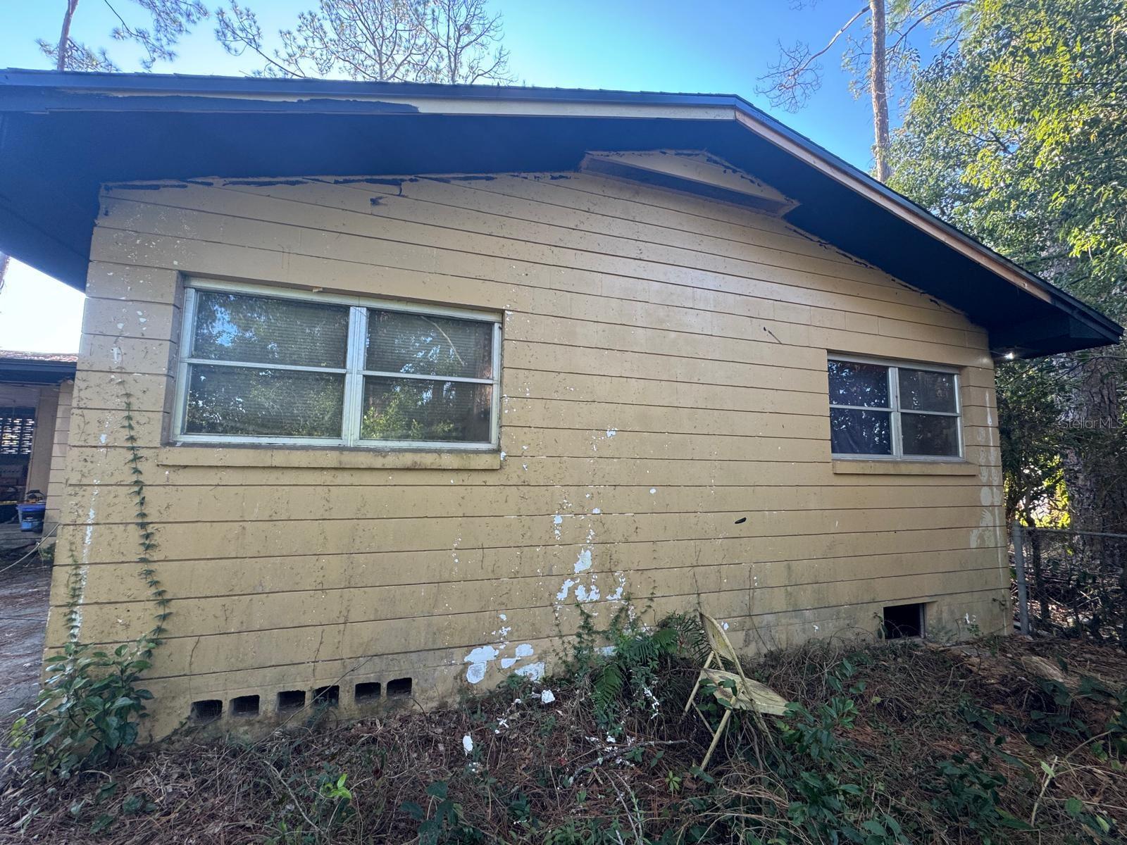 Image 2 of 18 For 570 21st Terrace