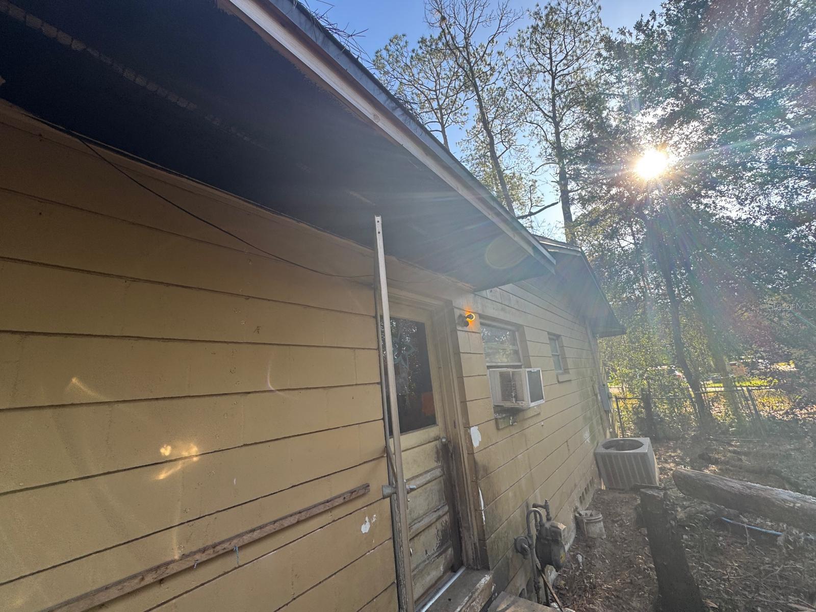 Image 3 of 18 For 570 21st Terrace