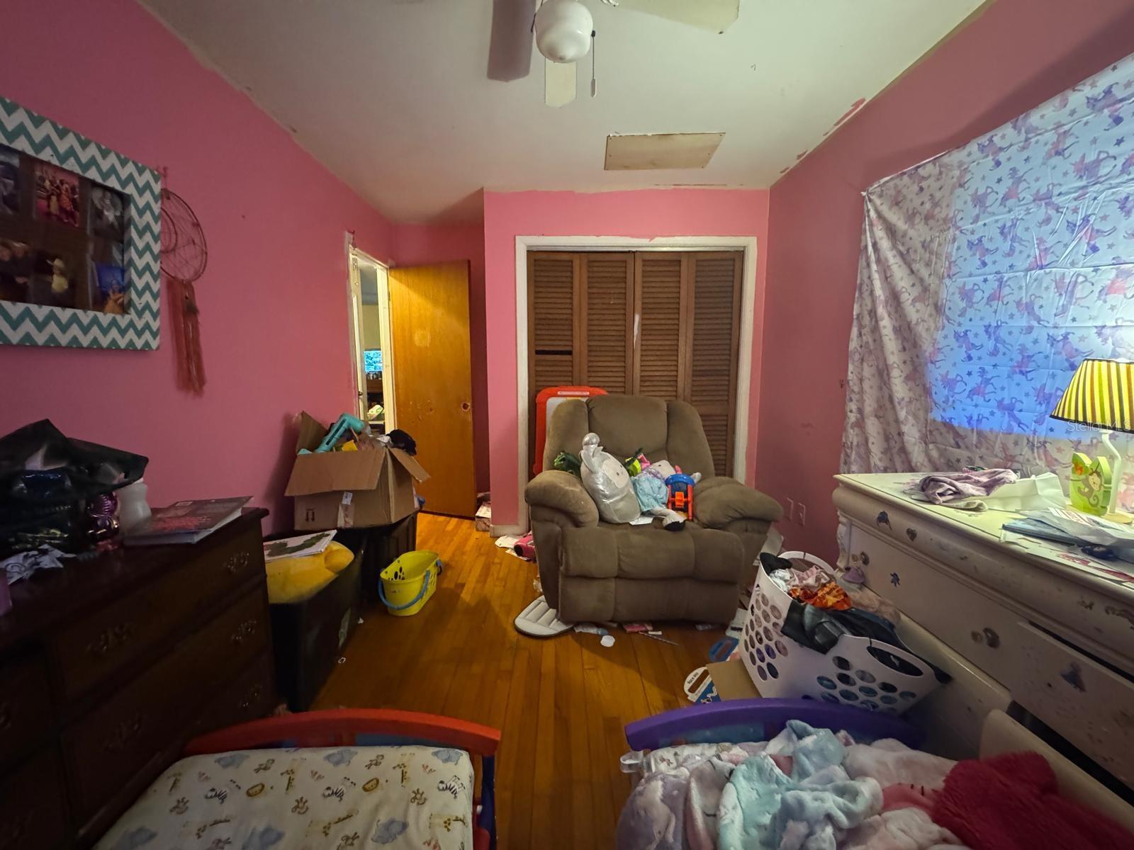 Image 7 of 18 For 570 21st Terrace