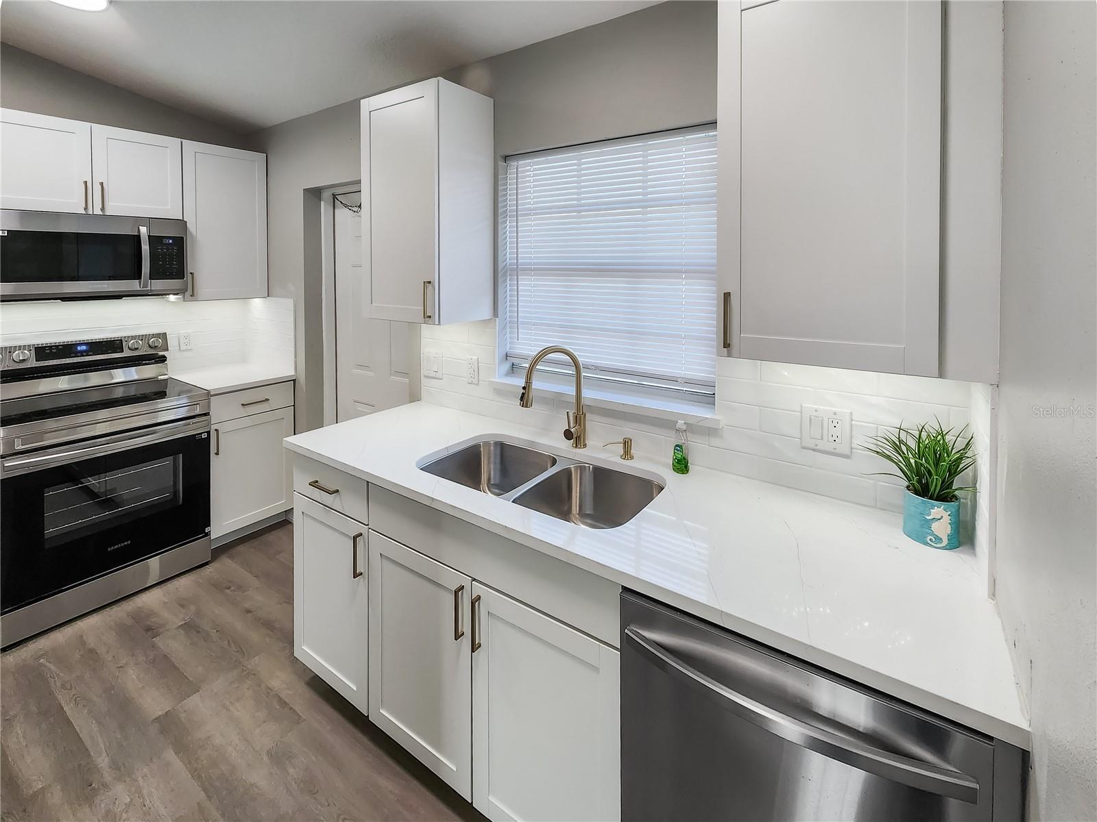 Image 6 of 20 For 5416 25th Street W