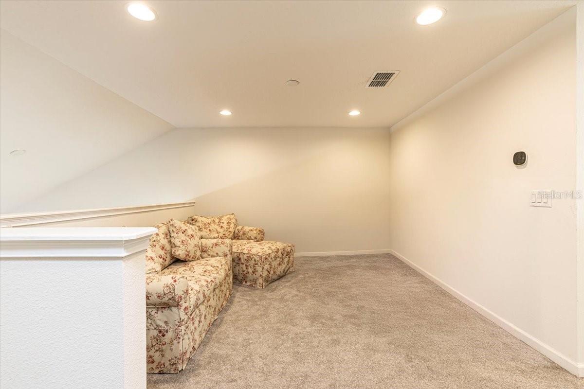 Image 20 of 27 For 11535 Rolling Green Drive