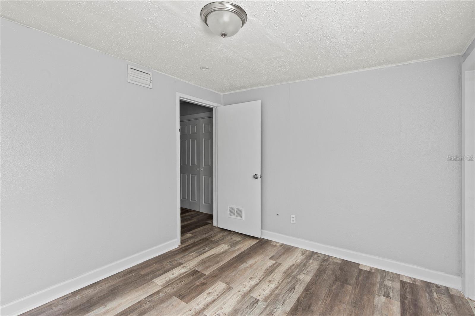 Image 12 of 29 For 2834 & 2836 Freemont Terrace S