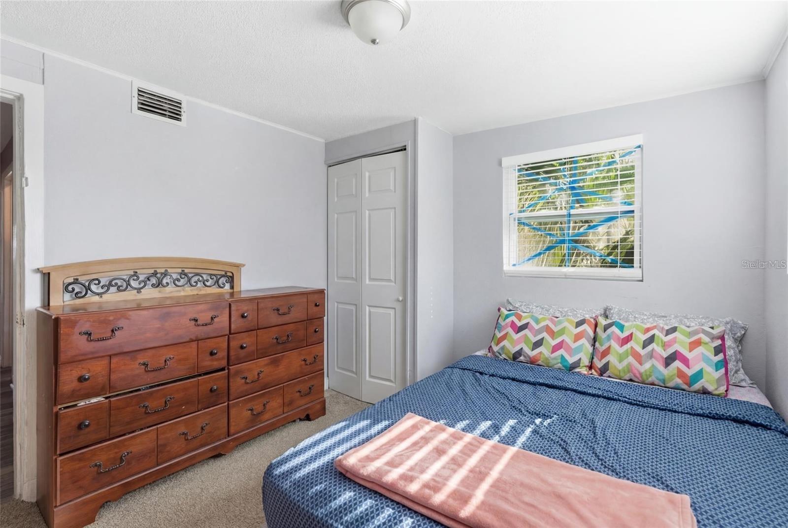 Image 17 of 29 For 2834 & 2836 Freemont Terrace S