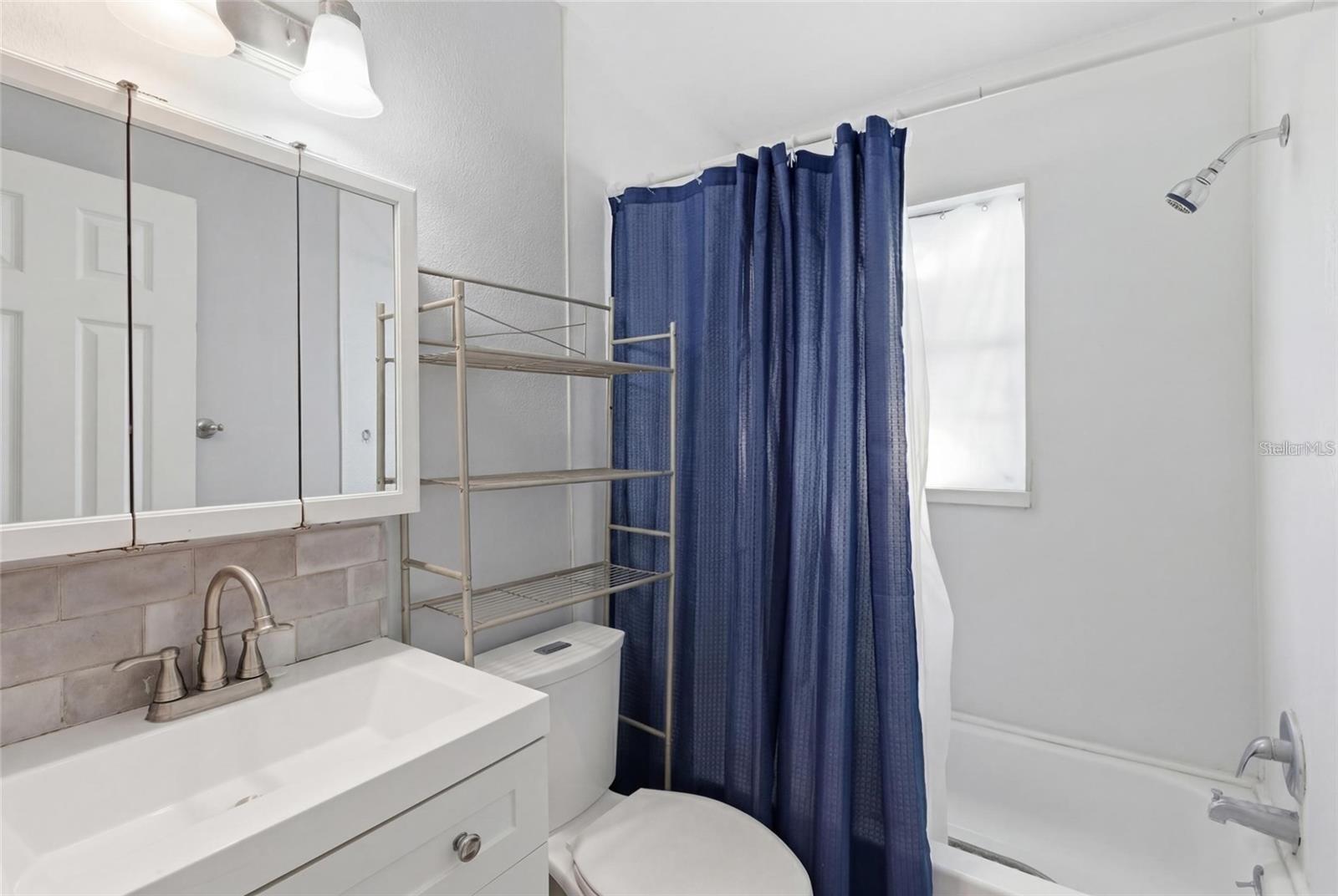 Image 18 of 29 For 2834 & 2836 Freemont Terrace S