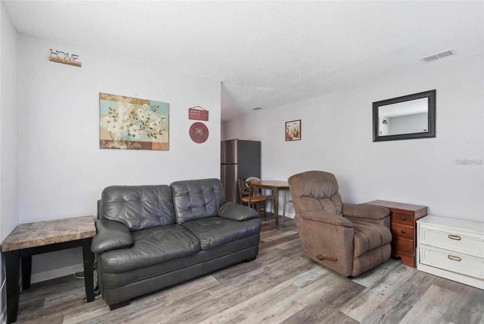 Image 9 of 29 For 2834 & 2836 Freemont Terrace S