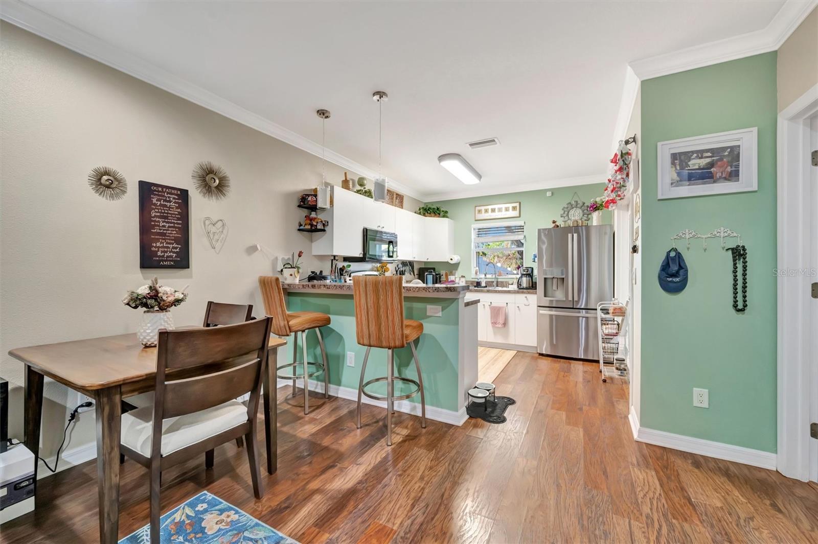 Image 10 of 27 For 2211 28th Avenue E