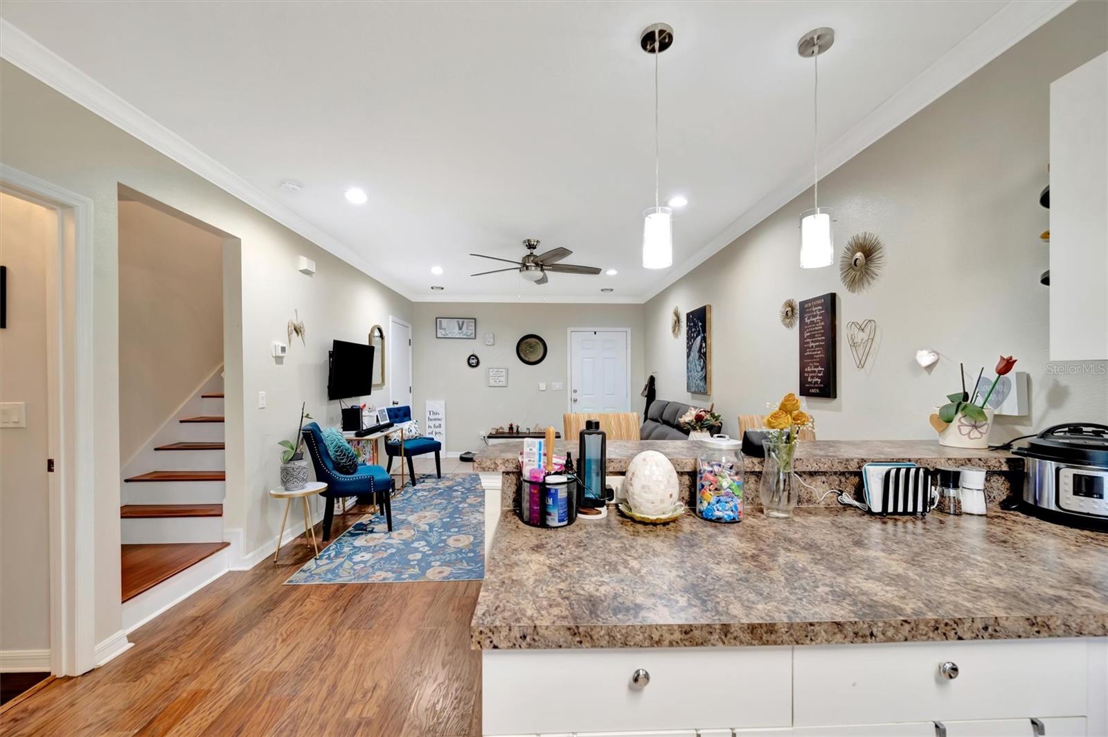 Image 13 of 27 For 2211 28th Avenue E