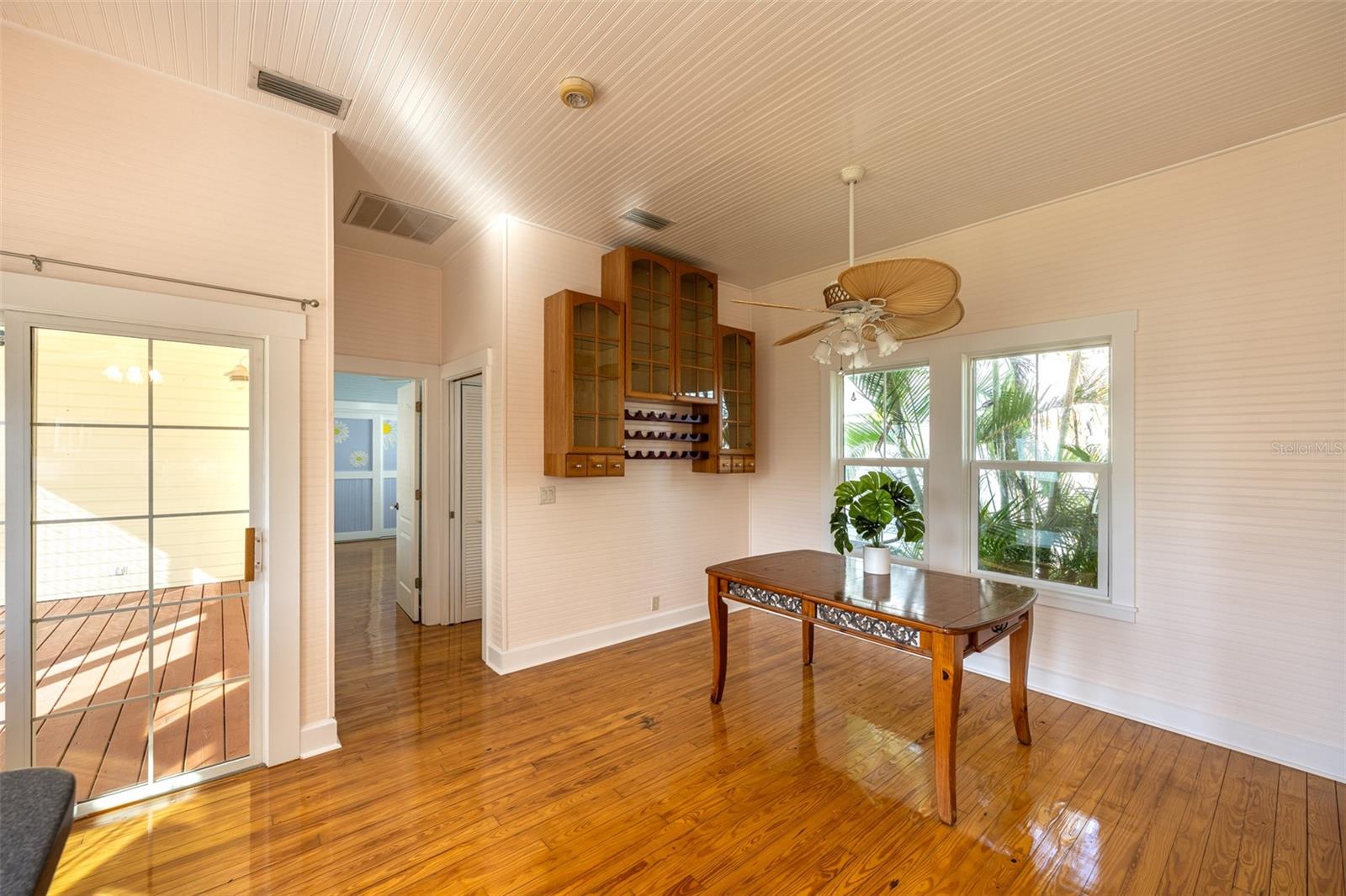 Image 11 of 35 For 12007 45th Avenue W