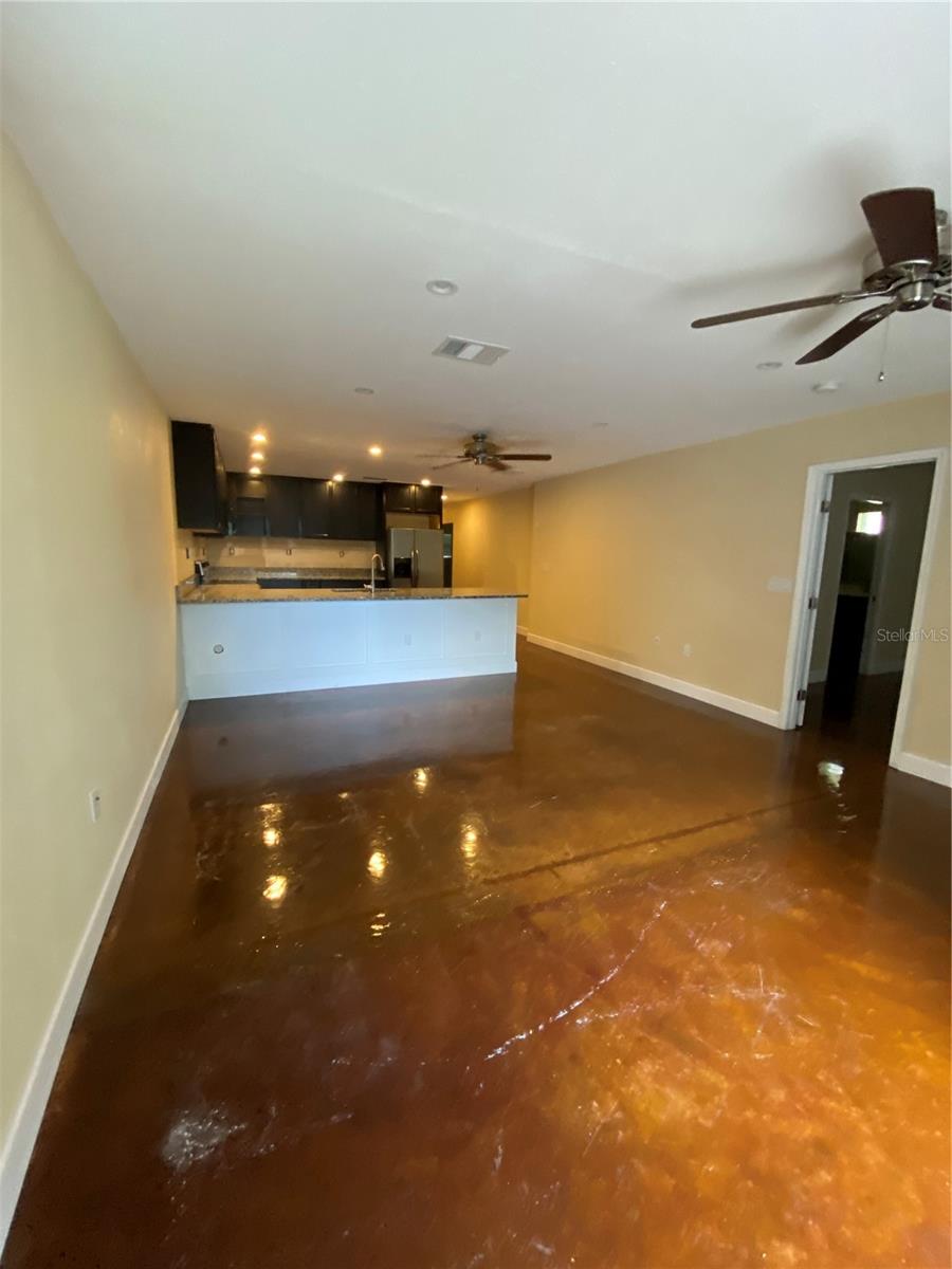 Image 14 of 21 For 2133 Bougainvillea Street