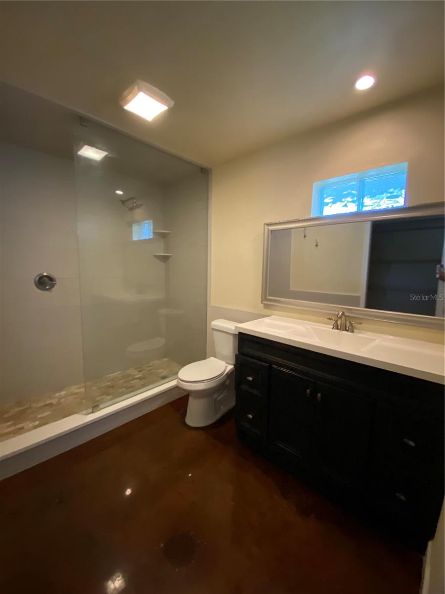 Image 18 of 21 For 2133 Bougainvillea Street