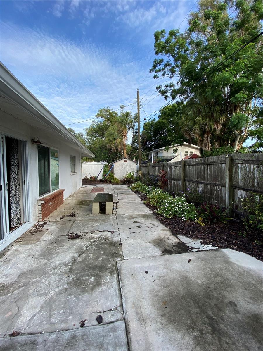 Image 21 of 21 For 2133 Bougainvillea Street