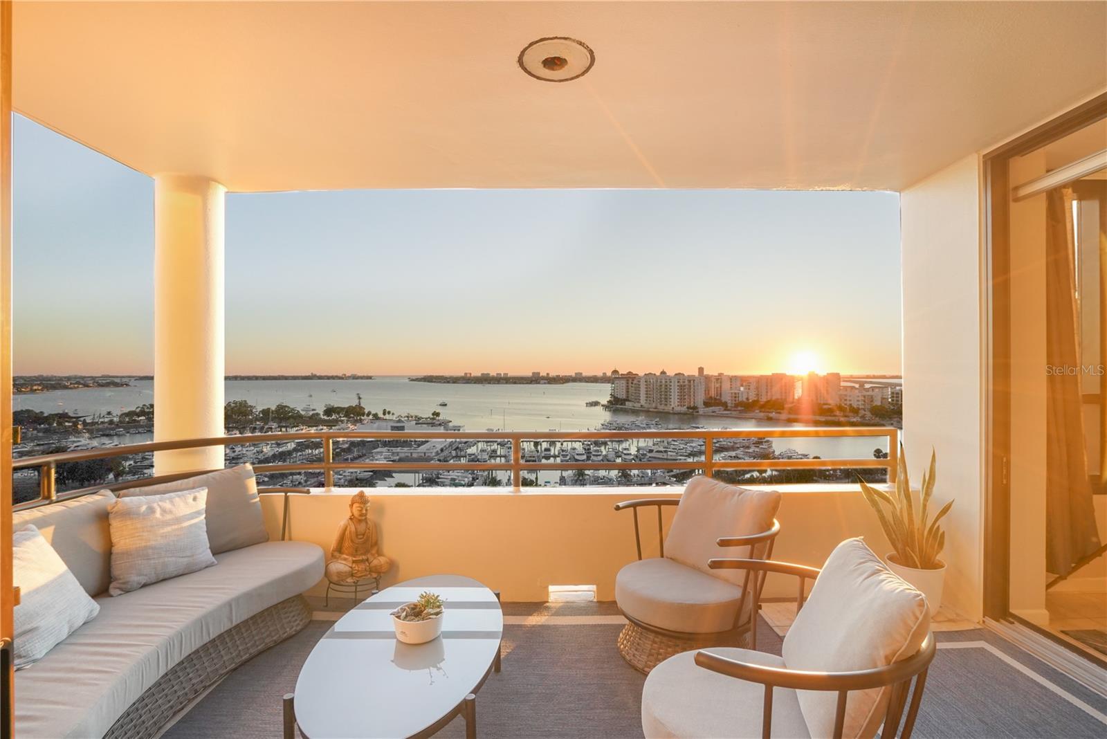 Image 29 of 42 For 1255 Gulfstream Avenue 1407