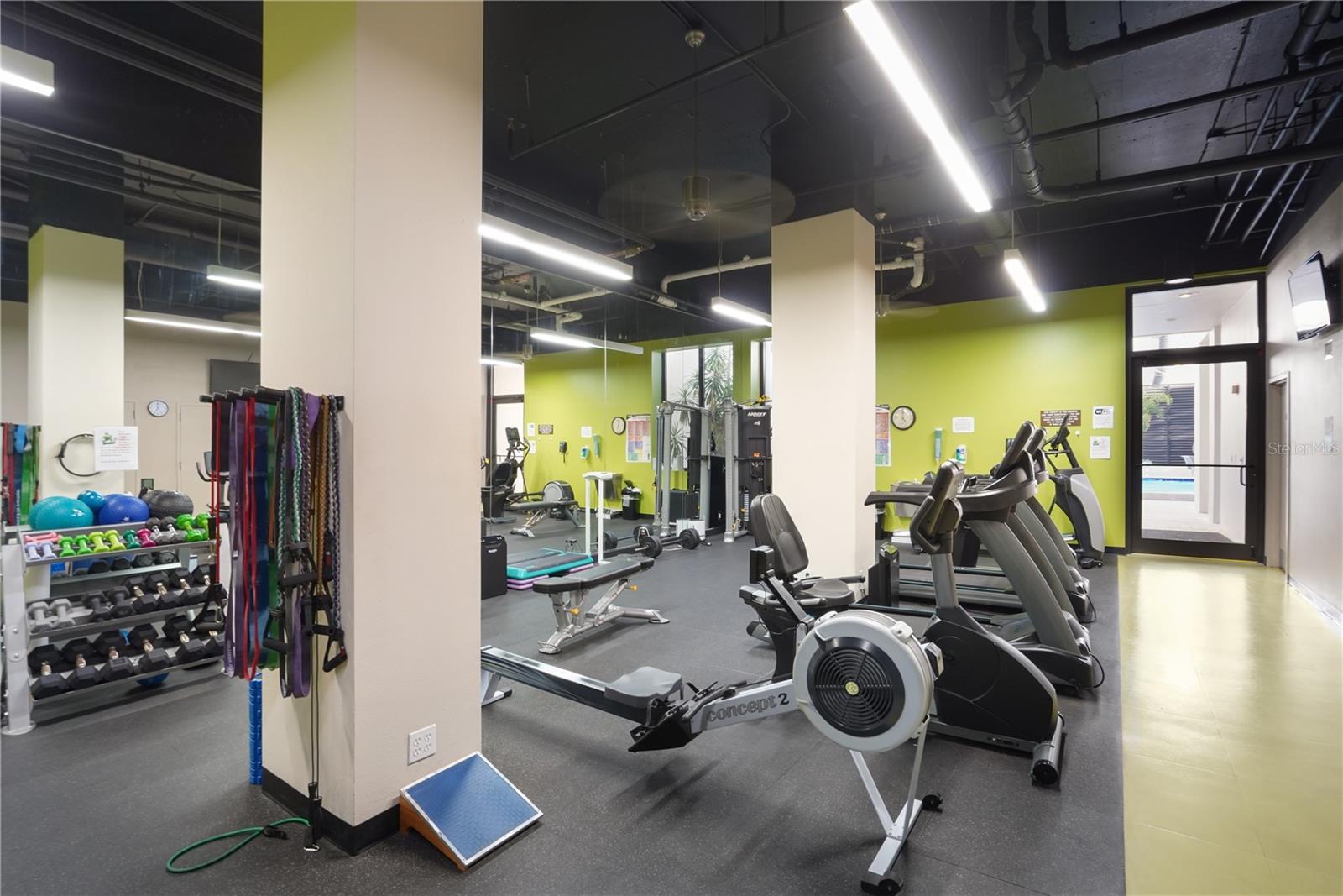 Image 37 of 42 For 1255 Gulfstream Avenue 1407