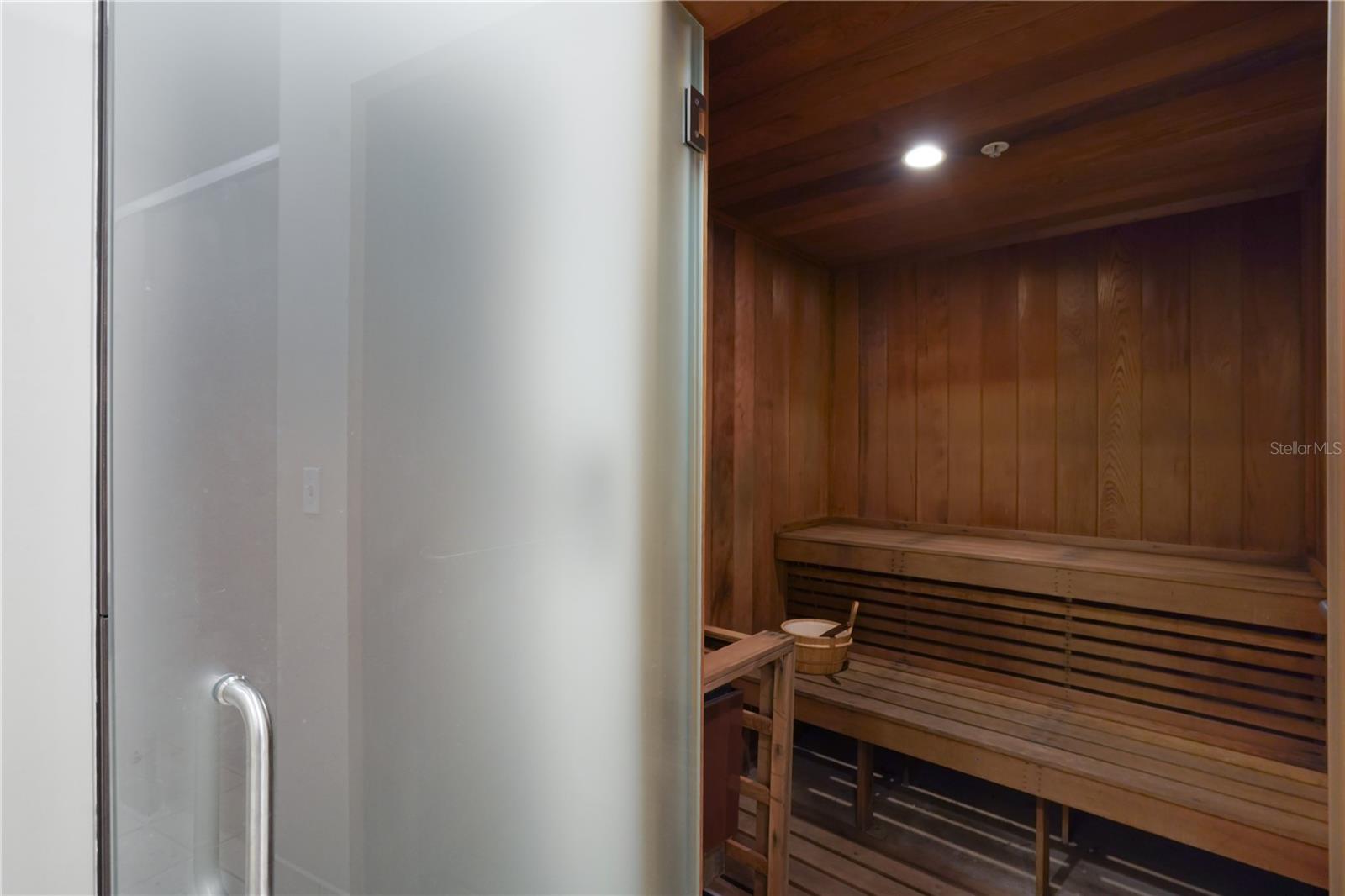 Image 38 of 42 For 1255 Gulfstream Avenue 1407