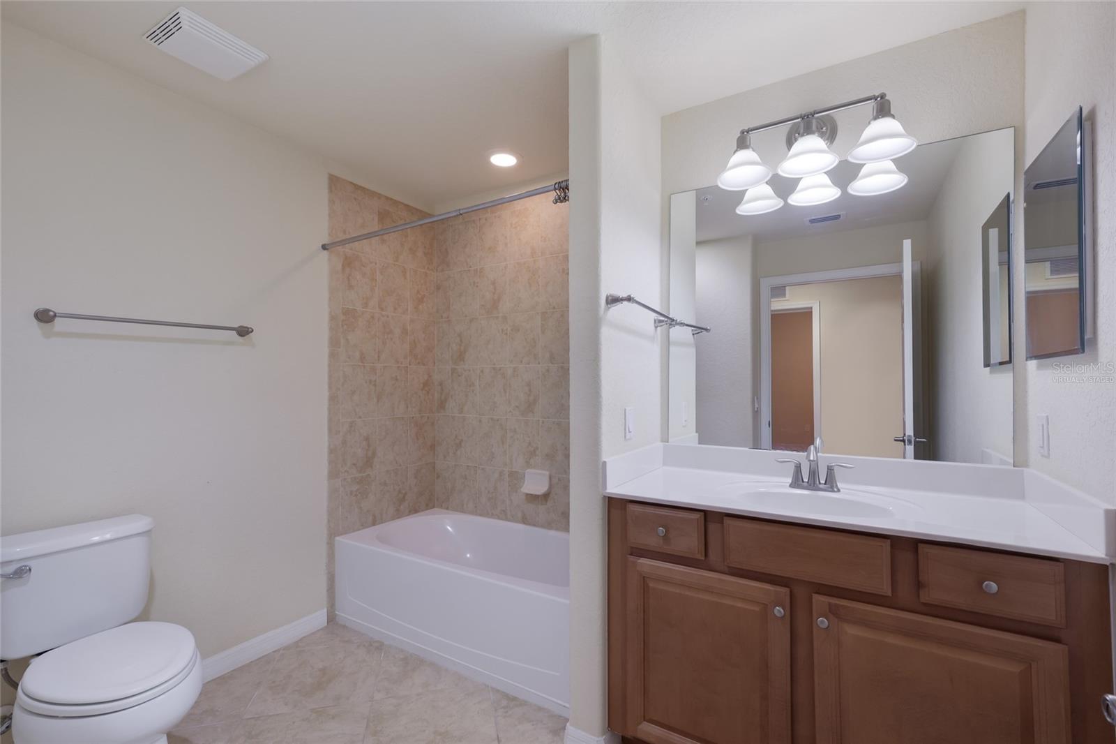 Image 22 of 74 For 7112 Grand Estuary Trail 104