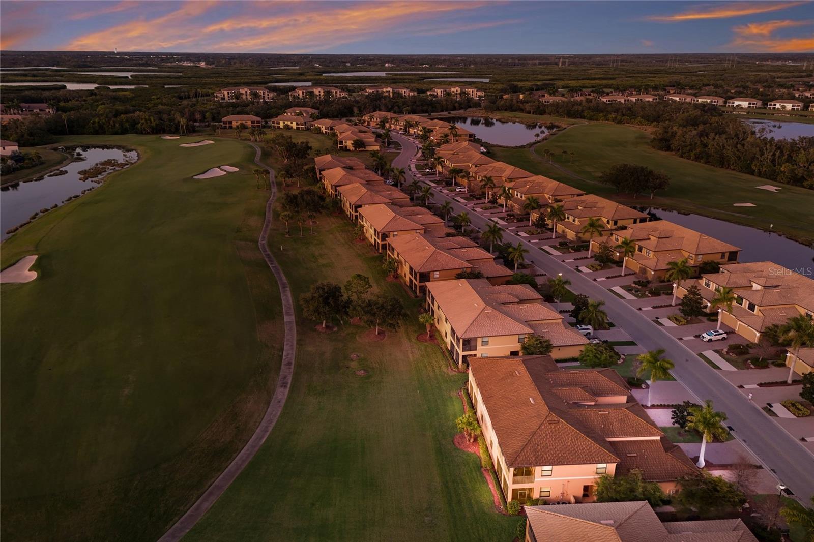 Image 33 of 74 For 7112 Grand Estuary Trail 104