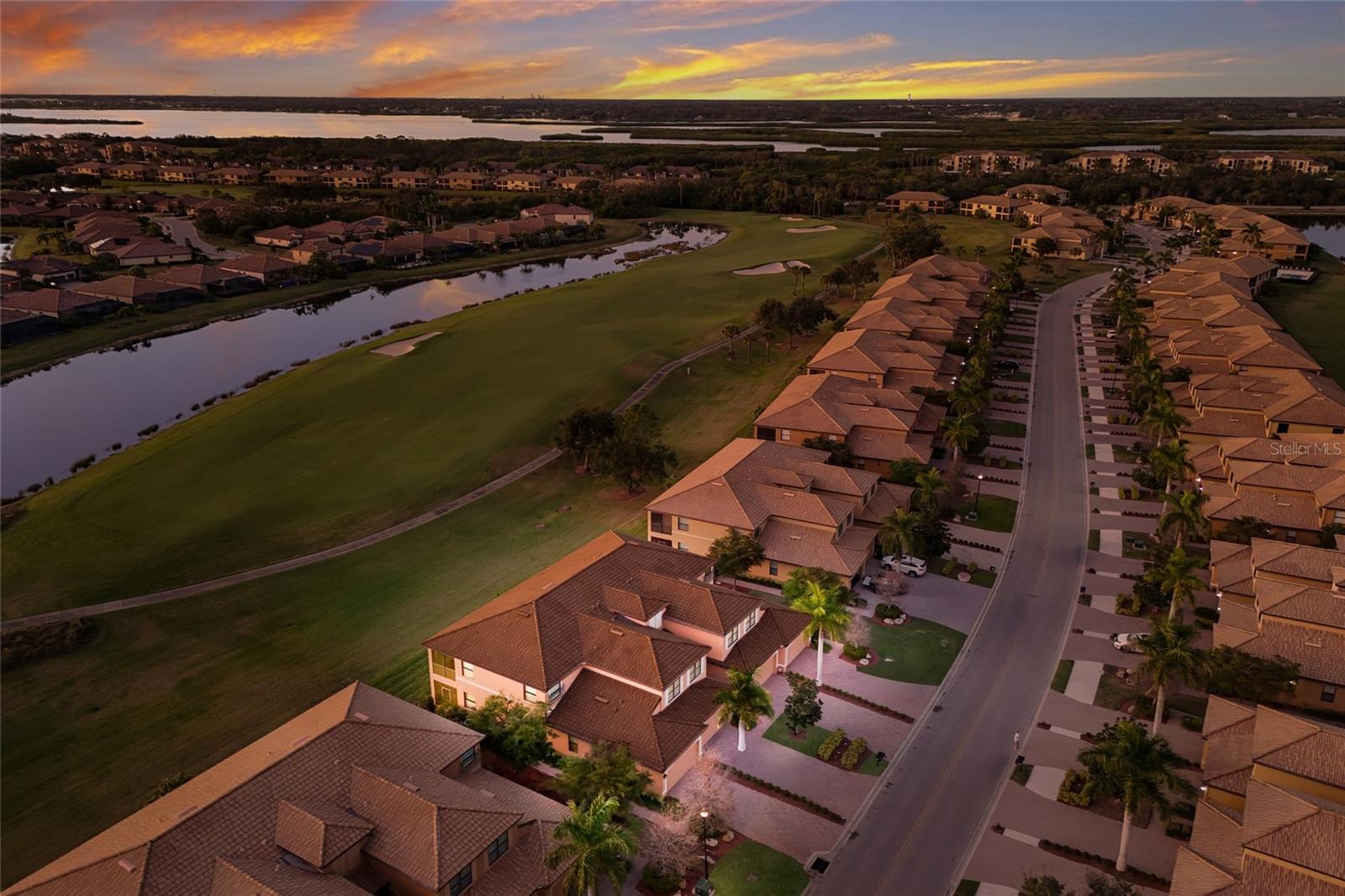 Image 34 of 74 For 7112 Grand Estuary Trail 104