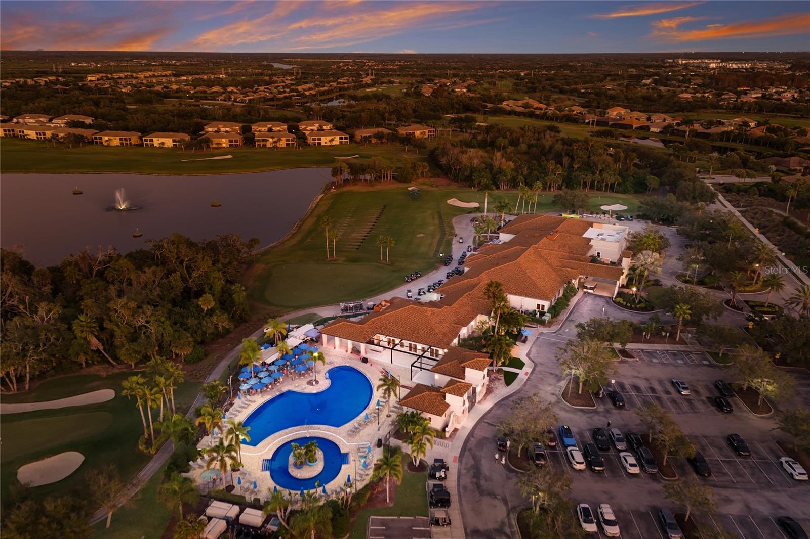 Image 36 of 74 For 7112 Grand Estuary Trail 104