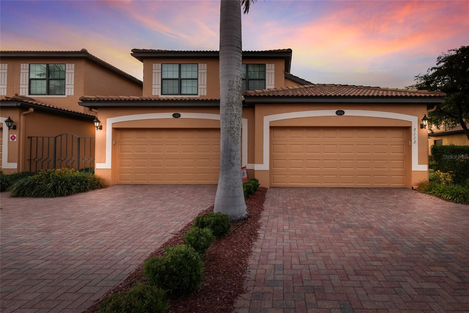 Image 4 of 74 For 7112 Grand Estuary Trail 104