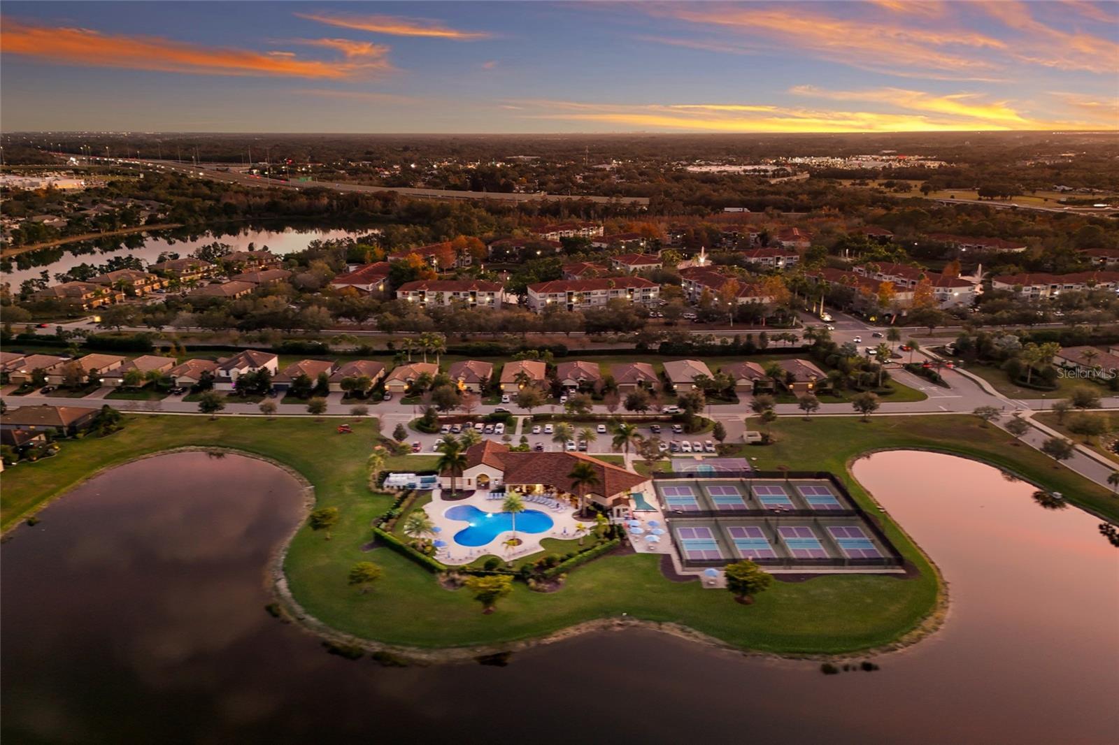 Image 42 of 74 For 7112 Grand Estuary Trail 104