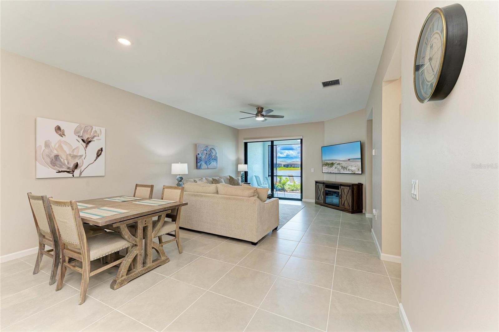 Image 11 of 97 For 14672 Misty Pond Loop