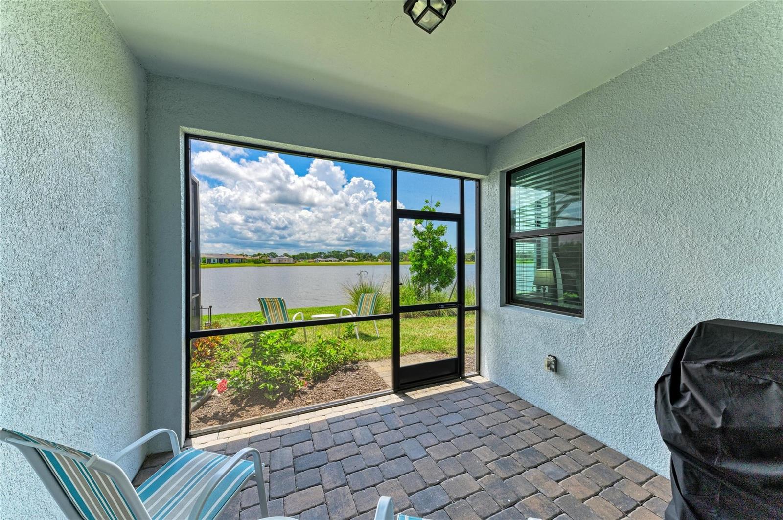 Image 16 of 97 For 14672 Misty Pond Loop