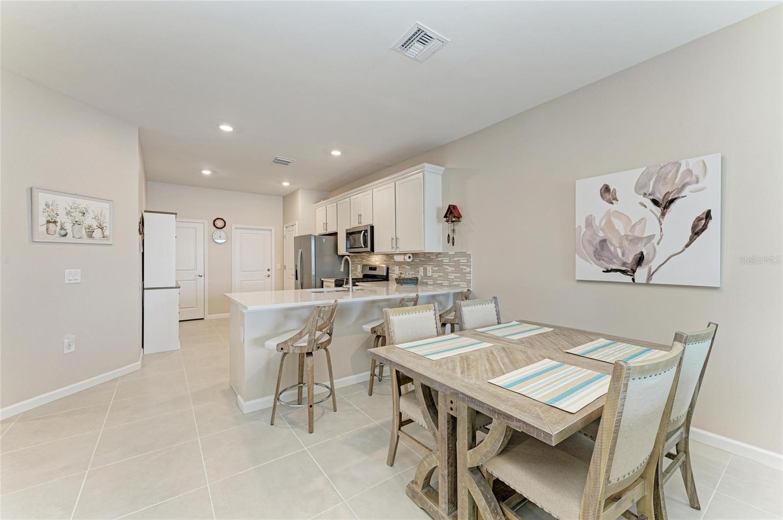 Image 20 of 97 For 14672 Misty Pond Loop