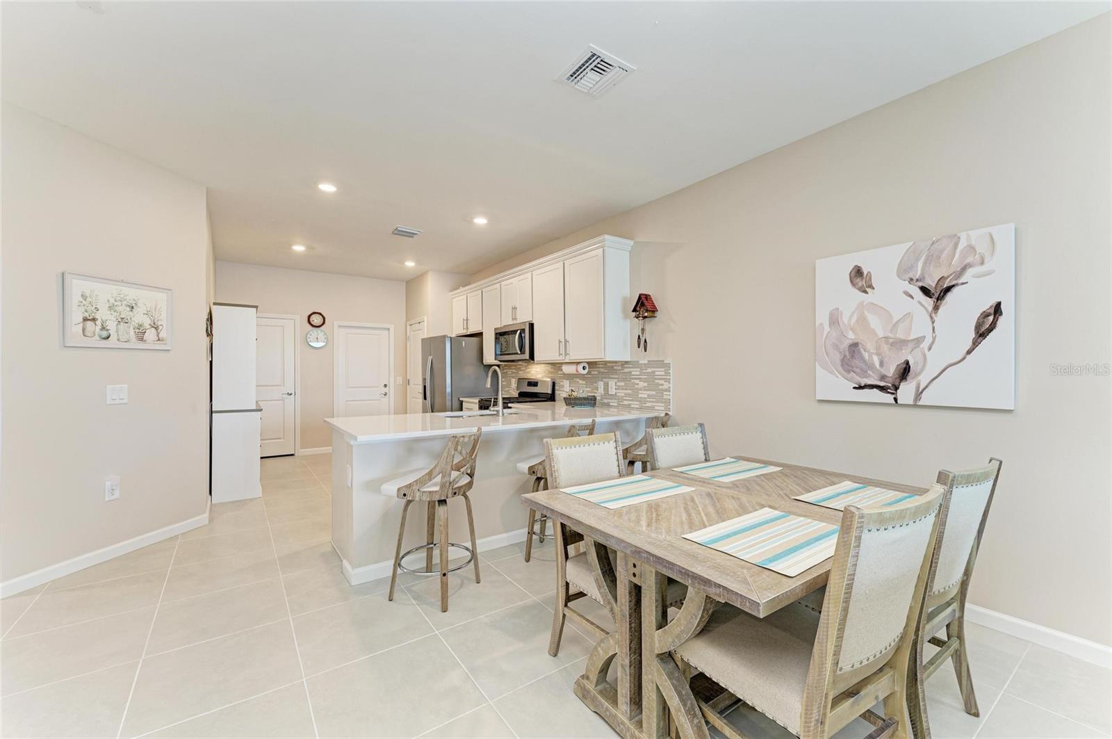 Image 23 of 97 For 14672 Misty Pond Loop