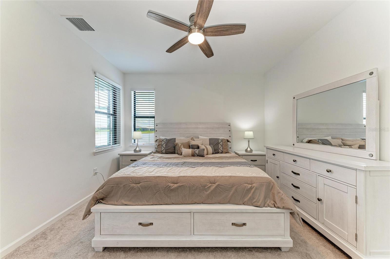 Image 31 of 97 For 14672 Misty Pond Loop