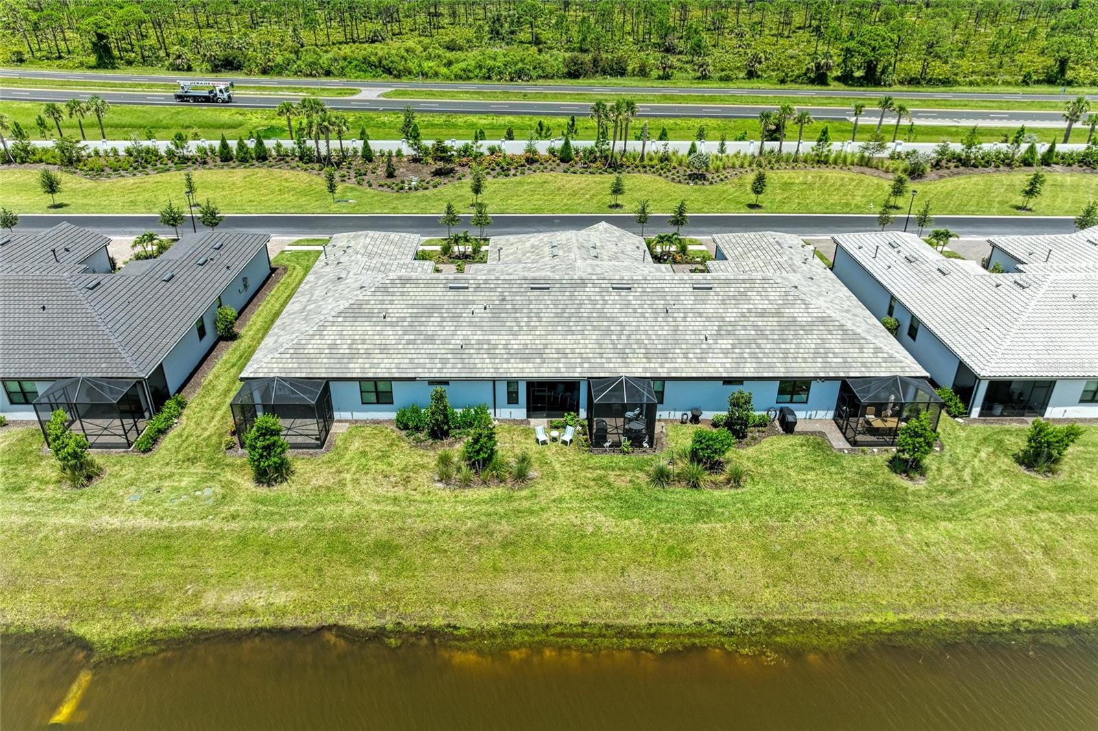 Image 43 of 97 For 14672 Misty Pond Loop