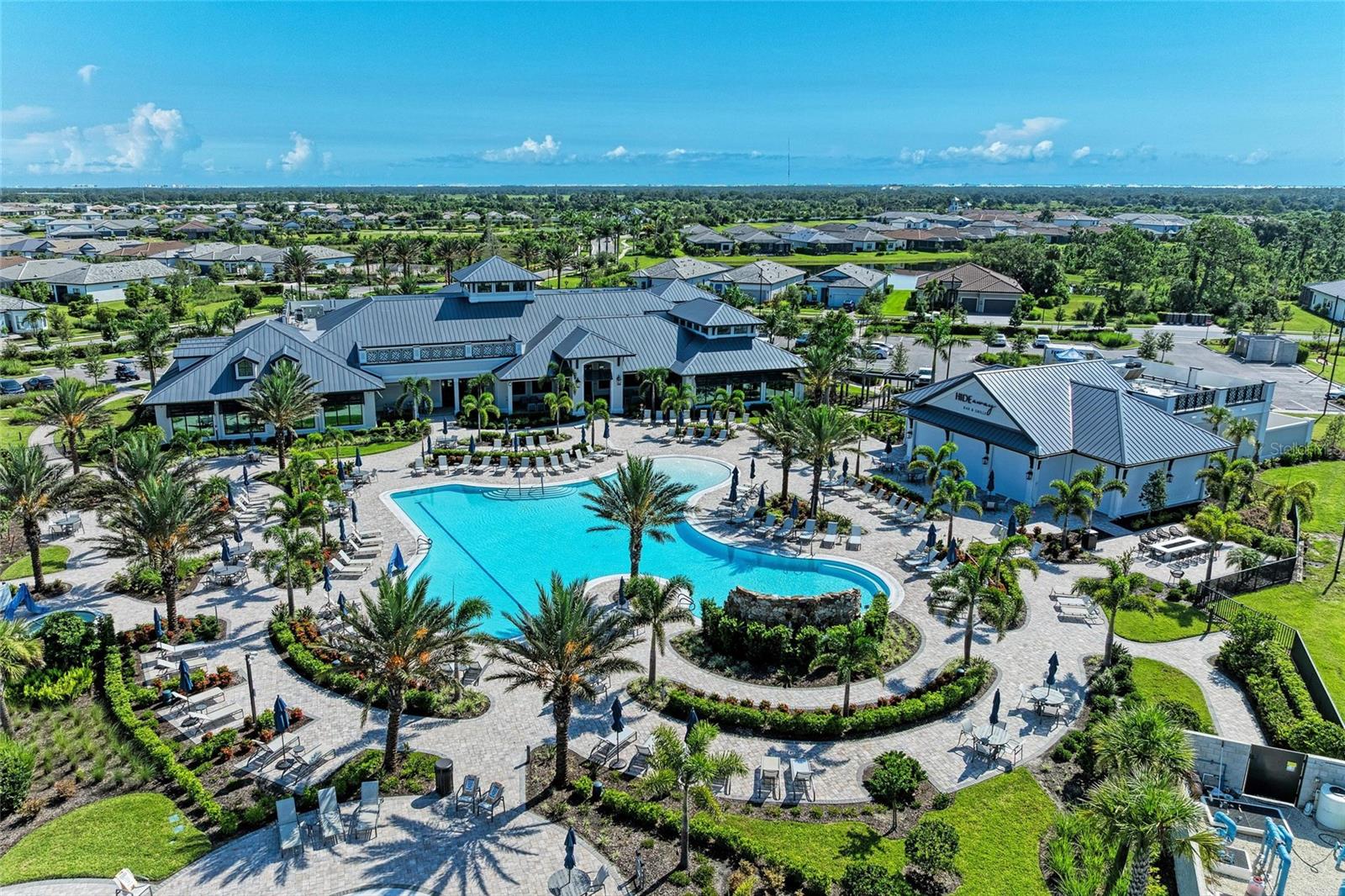 Image 52 of 97 For 14672 Misty Pond Loop